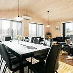 5 Star Holiday Home In Hirtshals *